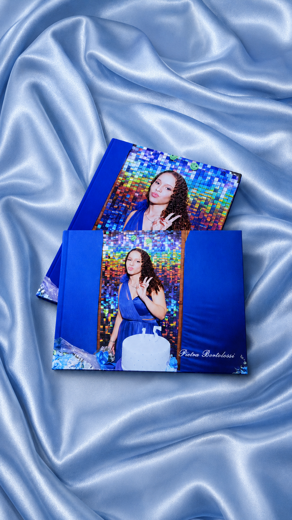 Álbum fotográfico azul de festa de 15 anos